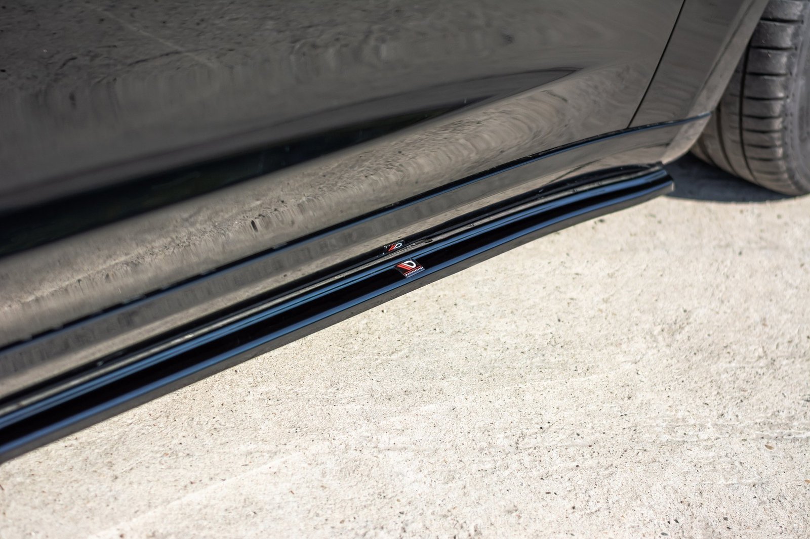 Faldones Laterales con Difusor Tesla Model 3 / Model 3 Performance Mk1 / Mk1 Facelift - Imagen 3