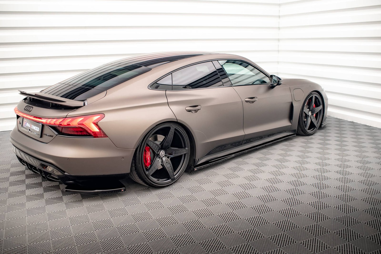 Faldones Laterales con Difusor Audi e-Tron GT / RS GT Mk1 - Imagen 2