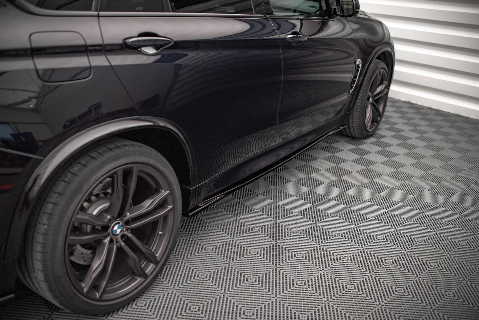 Faldones Laterales con Difusor BMW X5 M F85