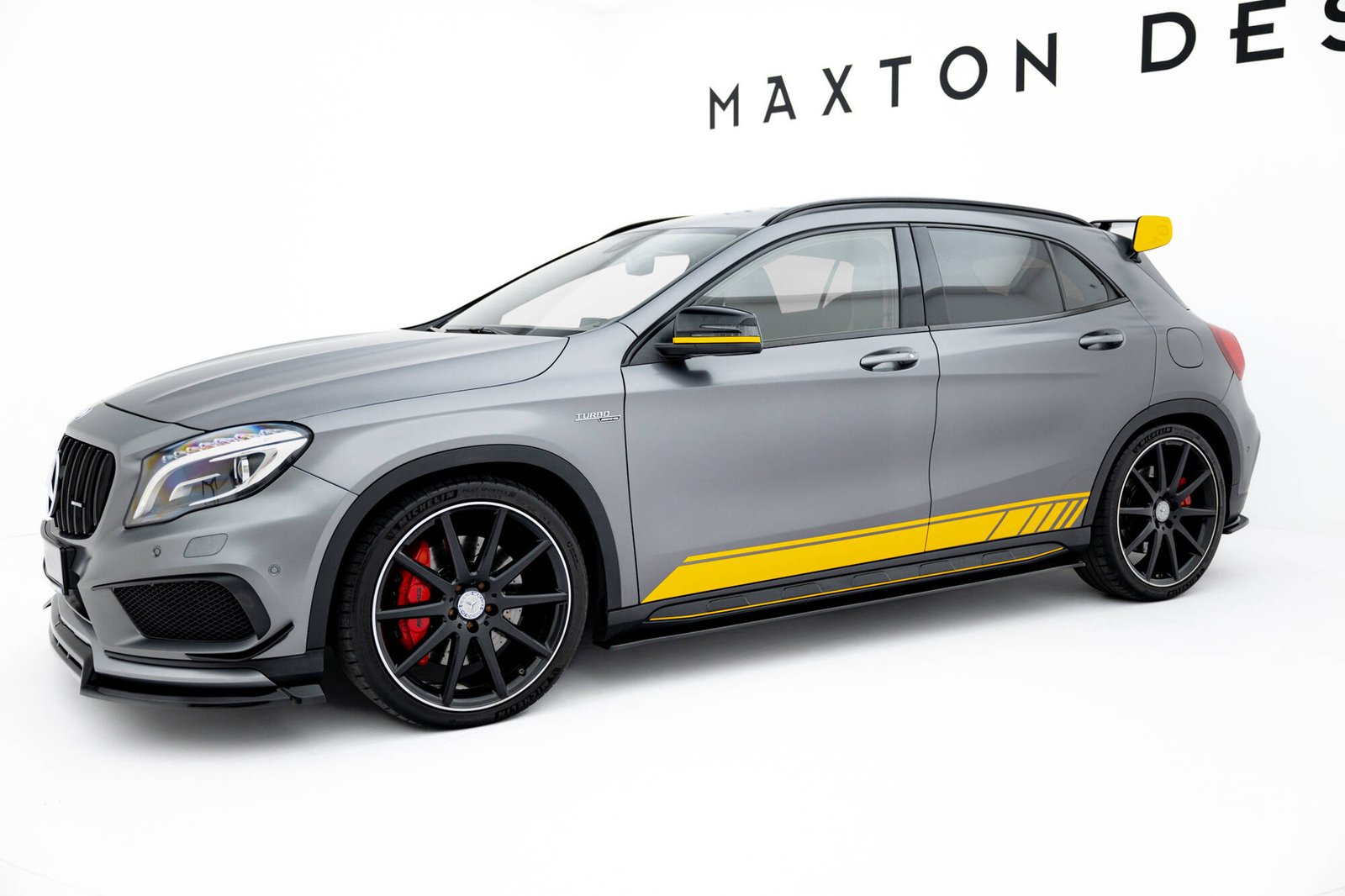 Faldones Laterales con Difusor Mercedes-Benz GLA 45 AMG - Imagen 2