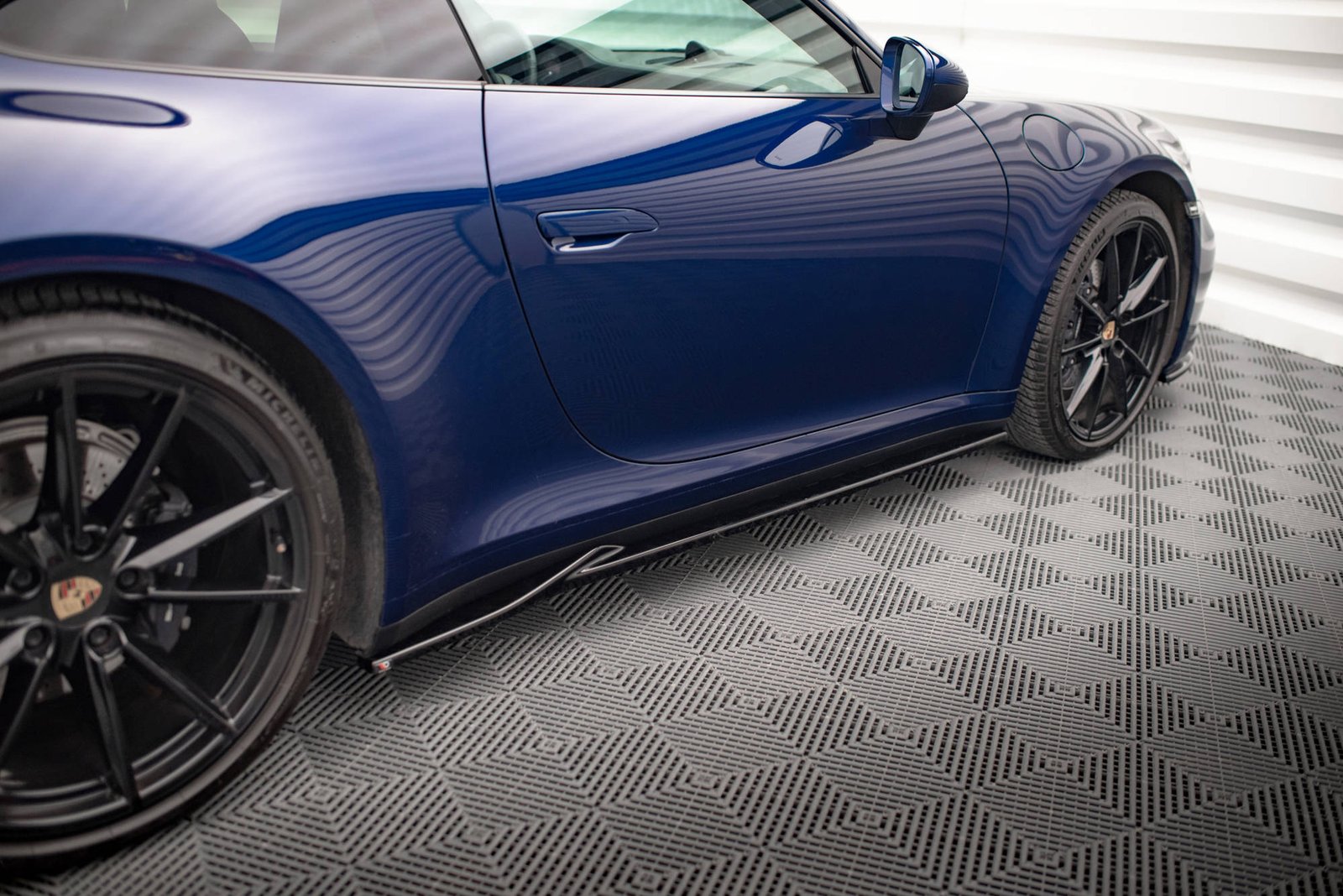 Faldones Laterales con Difusor Porsche 911 Carrera Aero / Carrera GTS 992 - Imagen 2