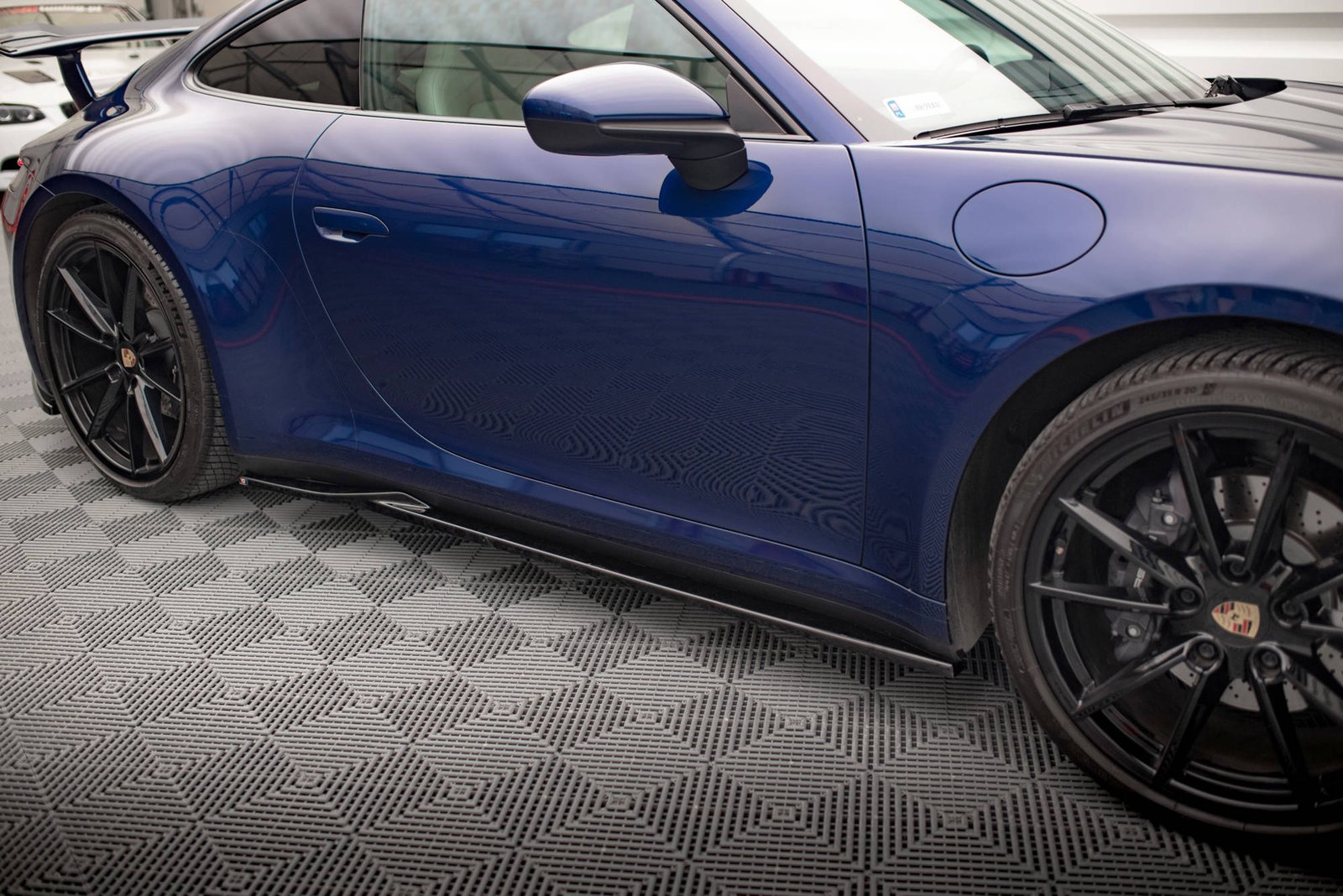 Faldones Laterales con Difusor Porsche 911 Carrera Aero / Carrera GTS 992