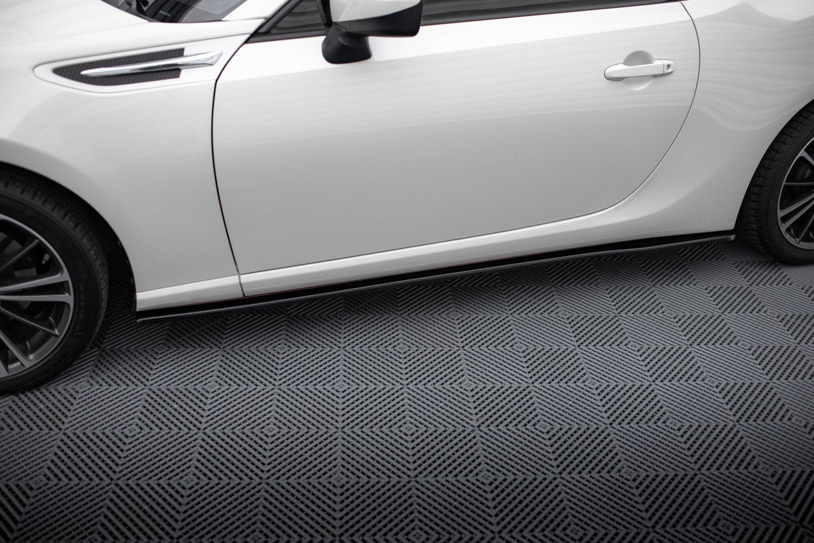 Faldones Laterales con Difusor Subaru BRZ Mk1 / Mk1 Facelift / Toyota GT86 Facelift