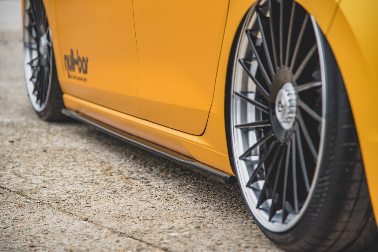 Faldones Laterales con Difusor Volkswagen Golf Hatchback Mk8 - Imagen 3