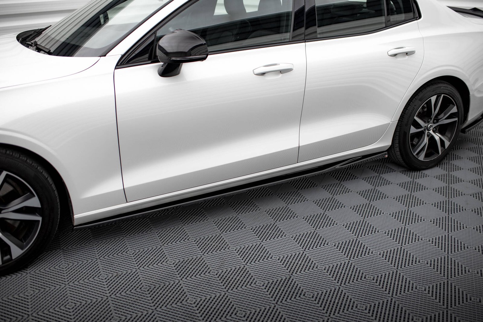 Faldones Laterales con Difusor Volvo S60/V60 R-Design Mk3