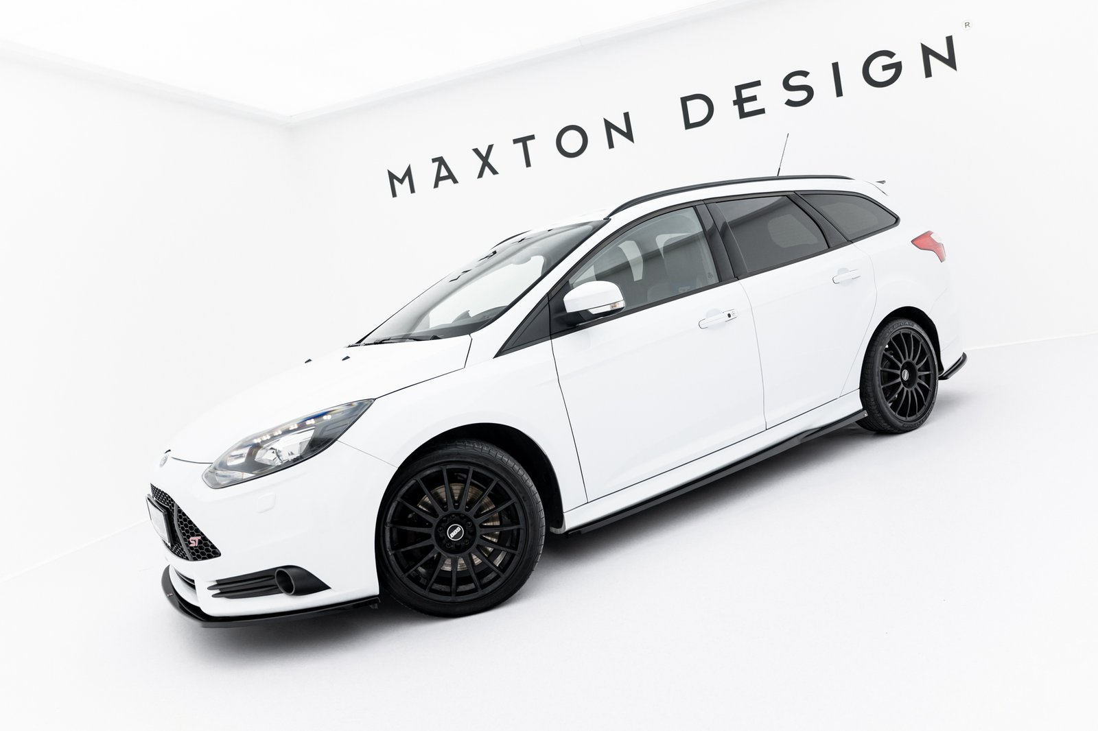 Faldones Laterales con Difusor Ford Focus ST Mk3 - Imagen 3