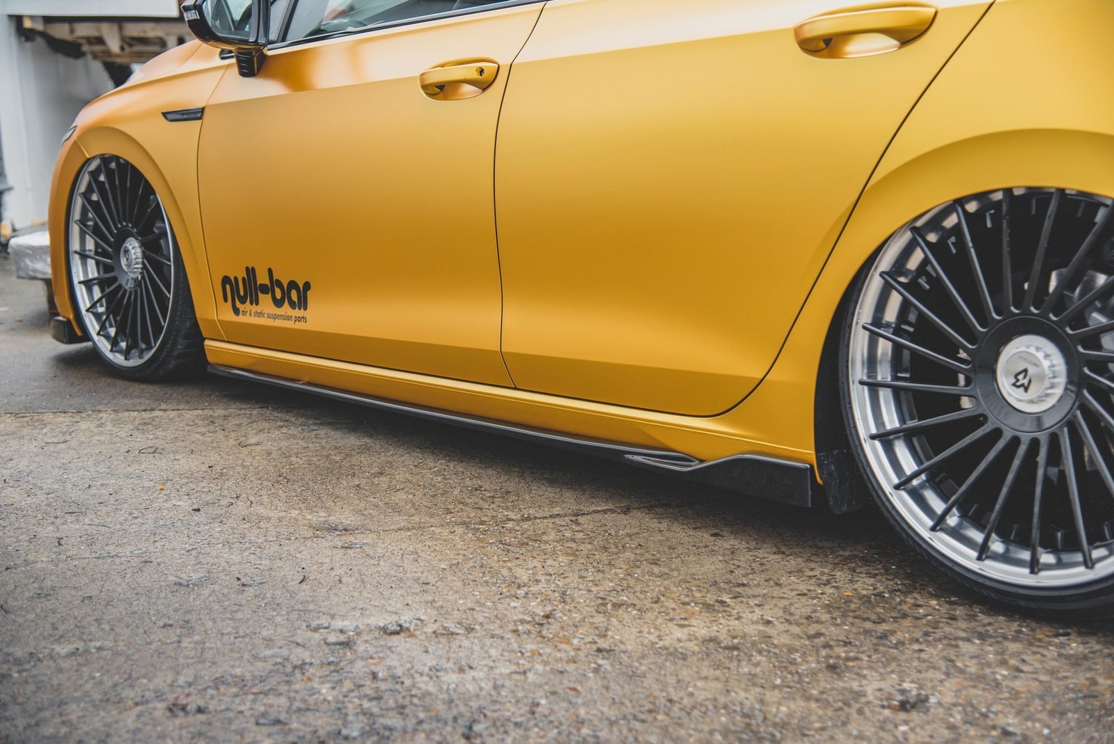 Faldones Laterales con Difusor Volkswagen Golf Hatchback Mk8 - Imagen 4