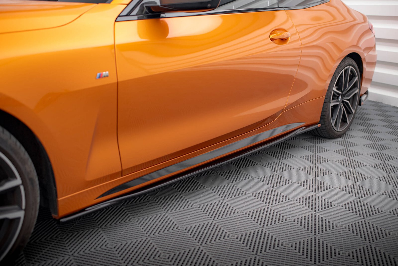 Faldones Laterales con Difusor BMW 4 M-Pack / M440i G22 / G23 / G22 Facelift / G23 Facelift