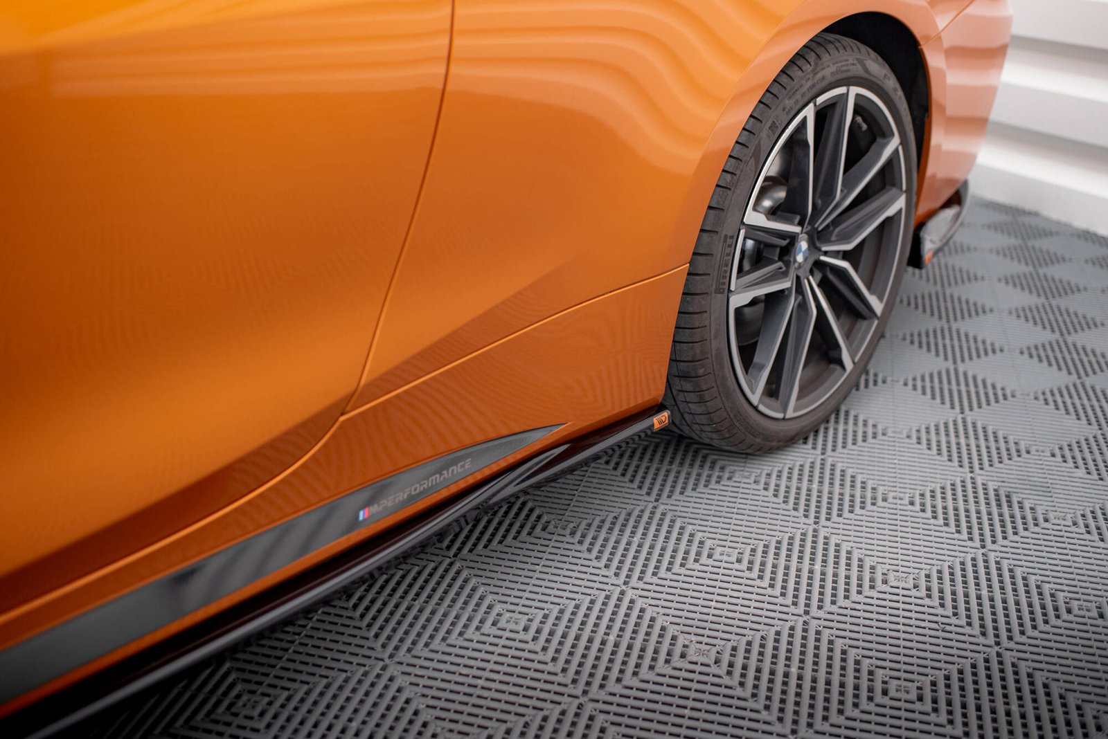 Faldones Laterales con Difusor BMW 4 M-Pack / M440i G22 / G23 / G22 Facelift / G23 Facelift - Imagen 2