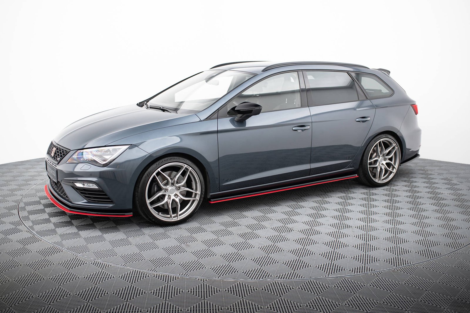 Faldones Laterales con Difusor Seat Leon Mk3 Cupra/ FR Facelift - Imagen 2