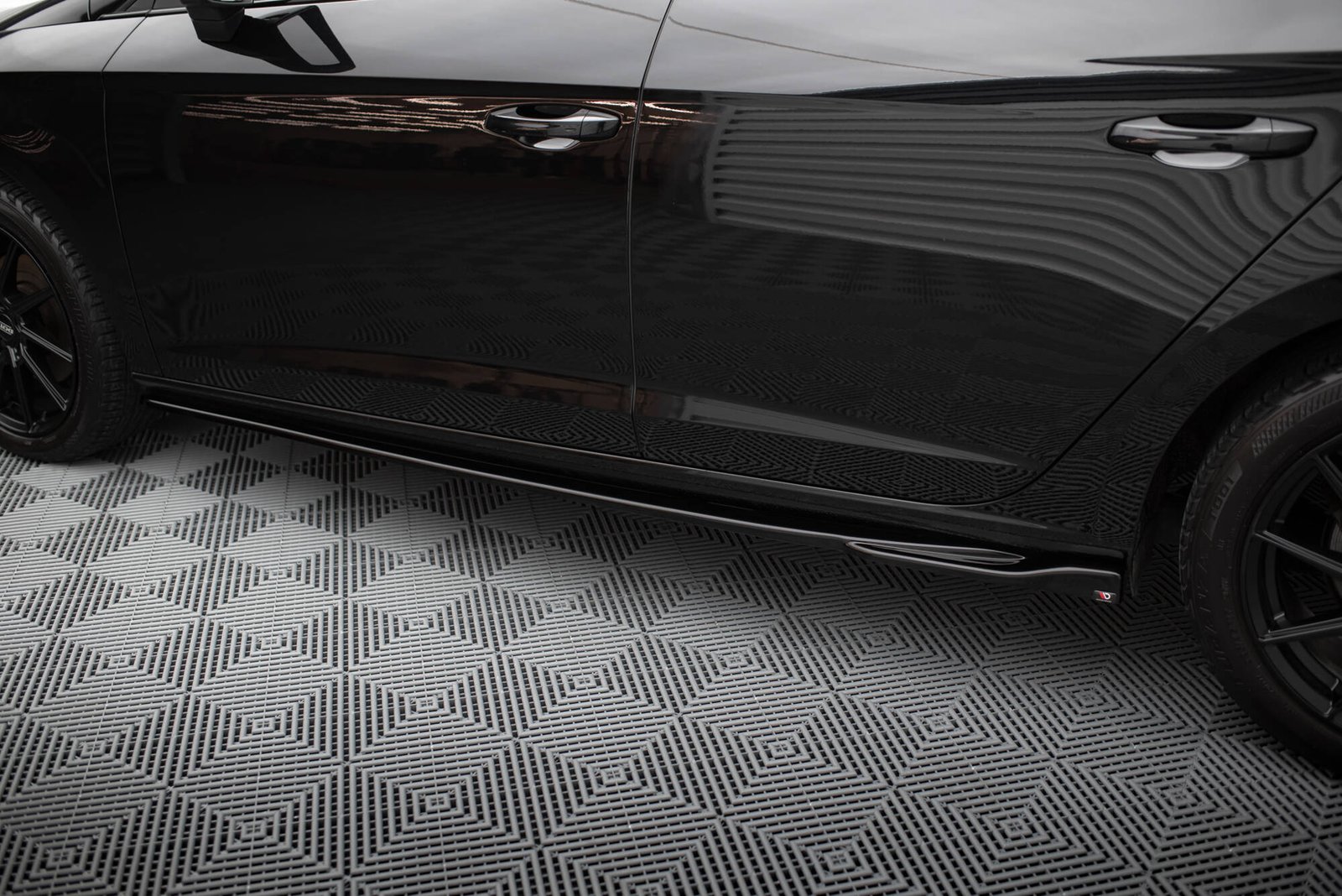 Faldones Laterales con Difusor Seat Leon Cupra / FR Mk3 FL - Imagen 3