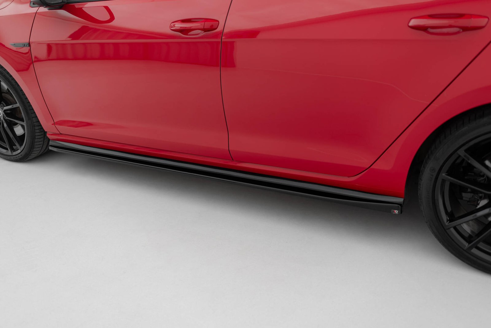 Faldones Laterales con Difusor Volkswagen Golf R / R-Line Mk7 Facelift - Imagen 3