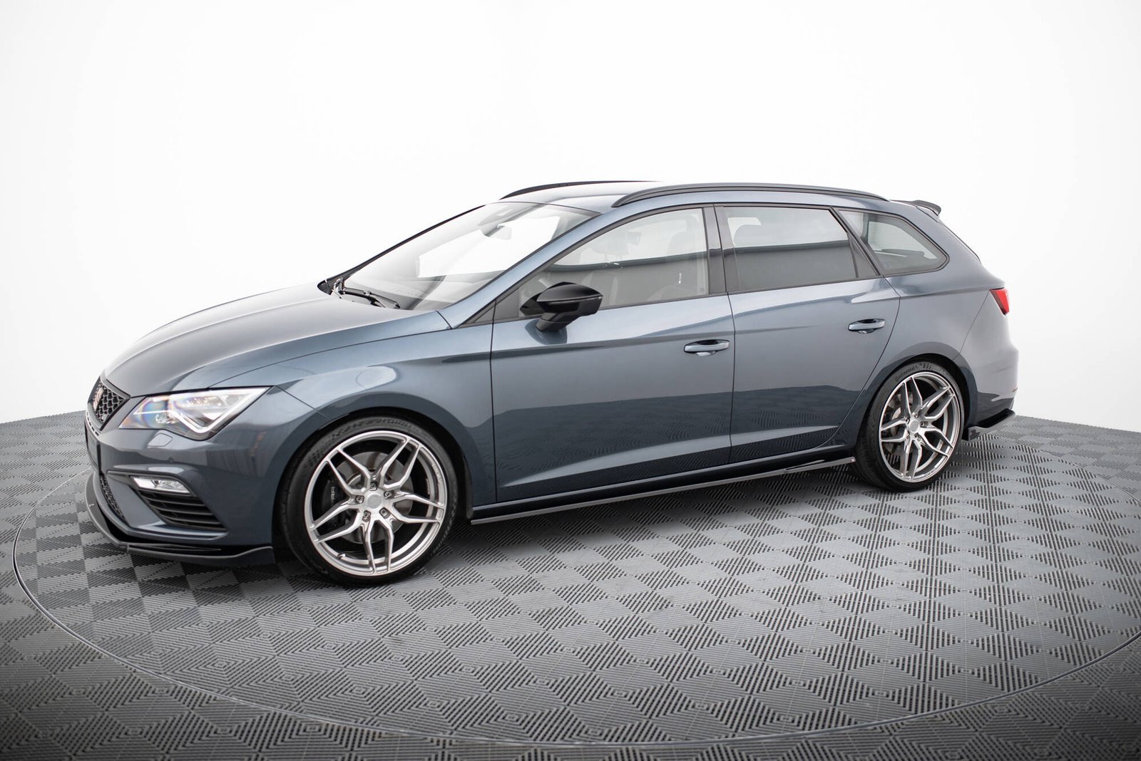 Faldones Laterales con Difusor Seat Leon Cupra / FR Mk3 / Mk3 Facelift - Imagen 2