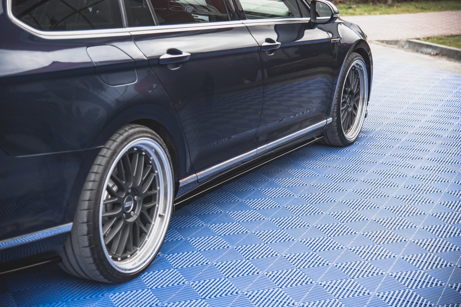 Faldones Laterales con Difusor Volkswagen Passat B8