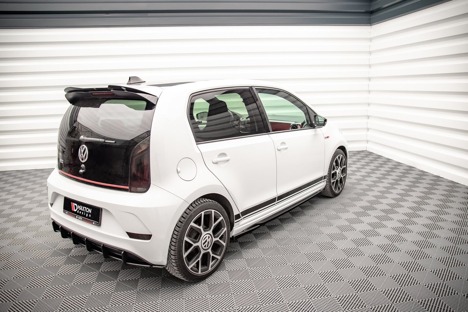 Faldones Laterales con Difusor Volkswagen Up GTI - Imagen 2