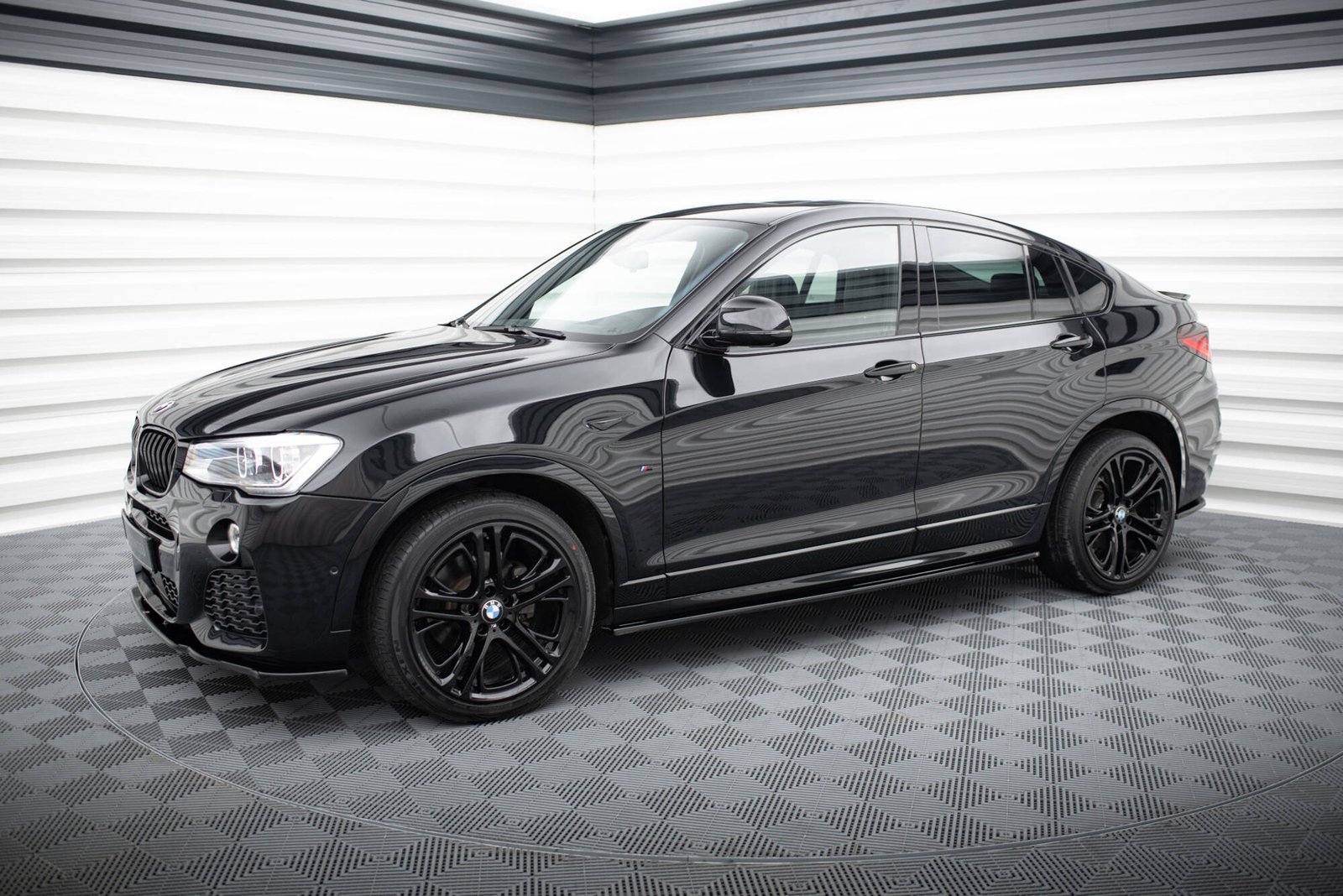 Faldones Laterales con Difusor for BMW X4 M-Pack F26 - Imagen 2