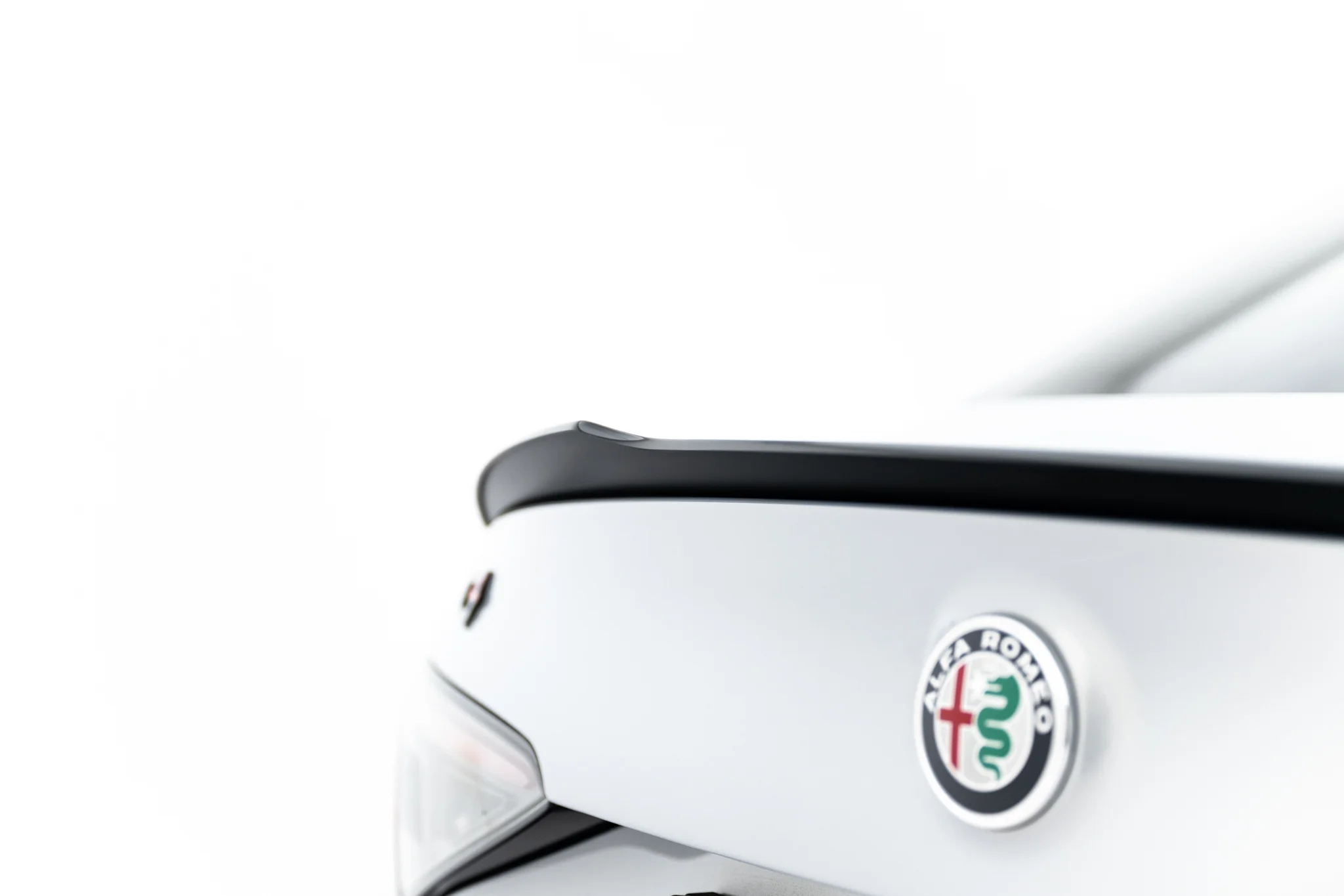 Extensión de Alerón Alfa Romeo Giulia Standard / Sport / Quadrifoglio - Imagen 3