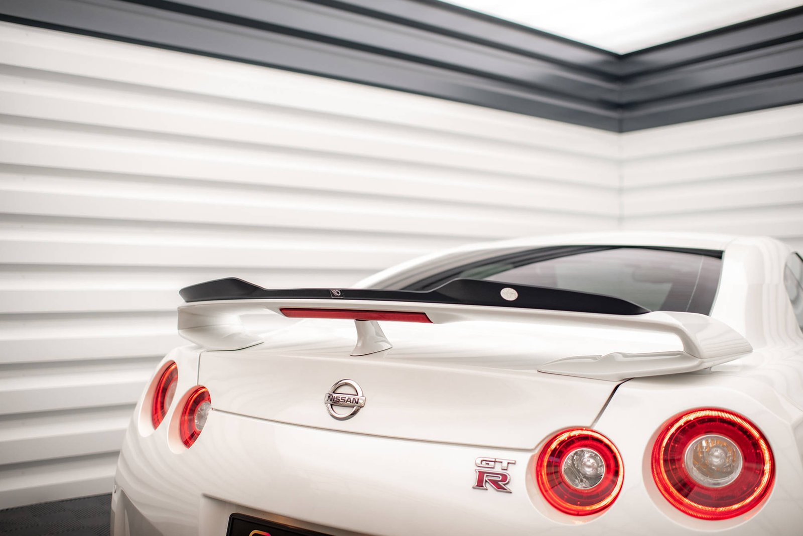 Extensión de Alerón Nissan GTR R35 Facelift