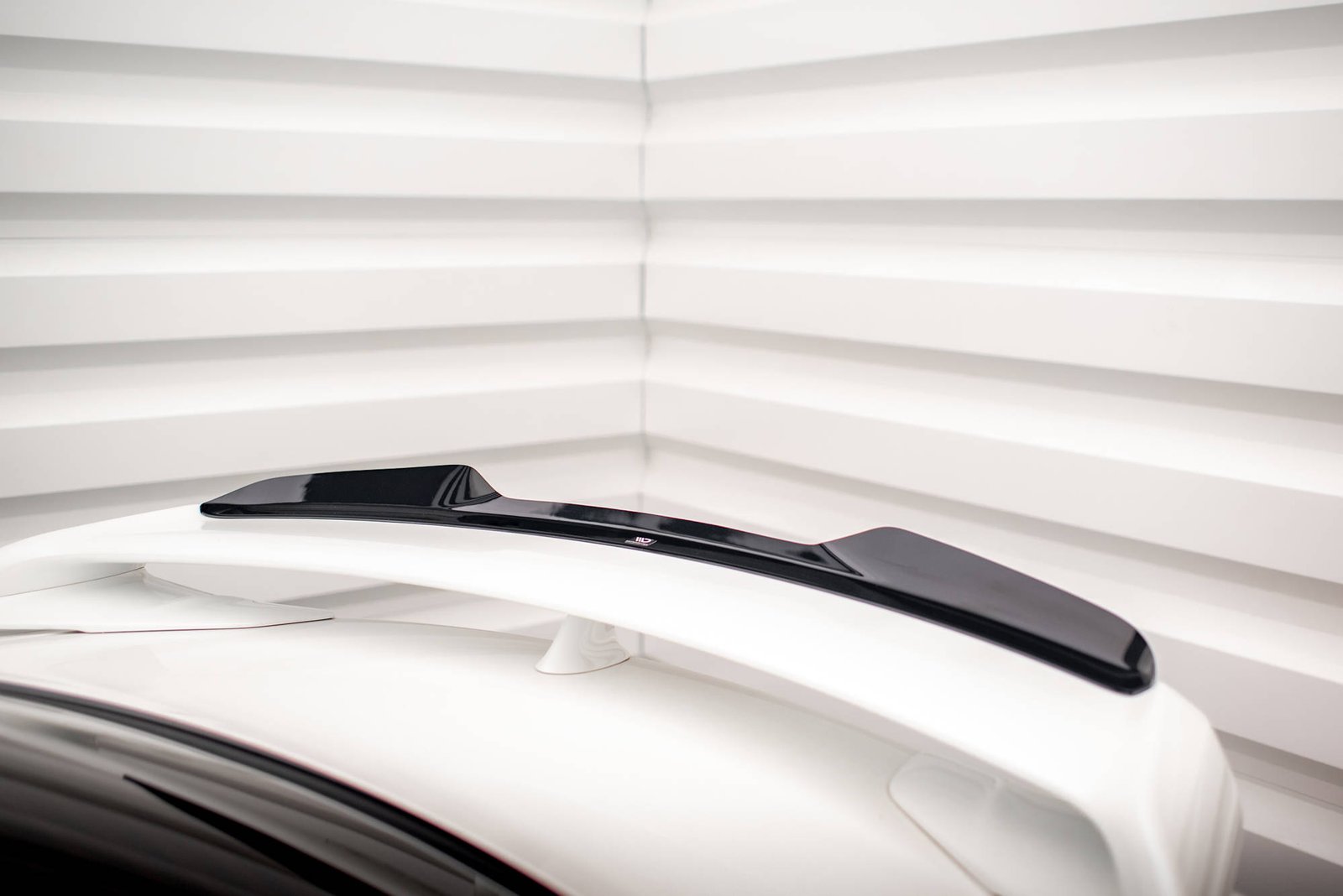 Extensión de Alerón Nissan GTR R35 Facelift - Imagen 3