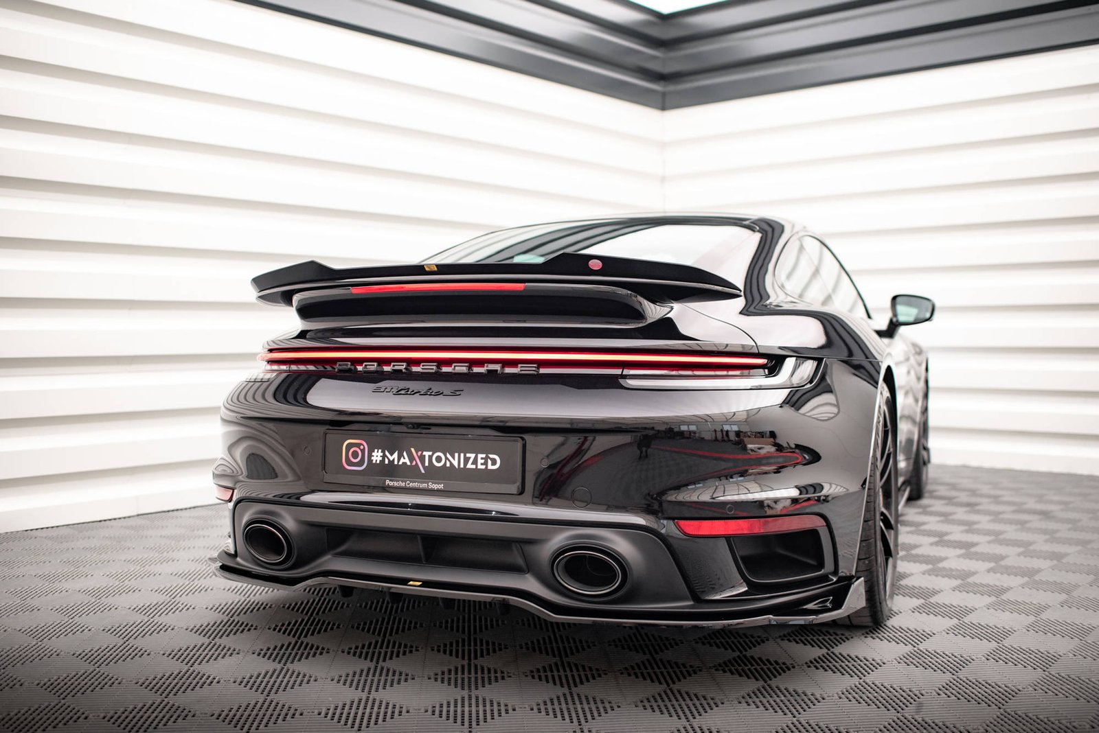 Extensión de Alerón Porsche Porsche 911 Turbo S 992 - Imagen 2