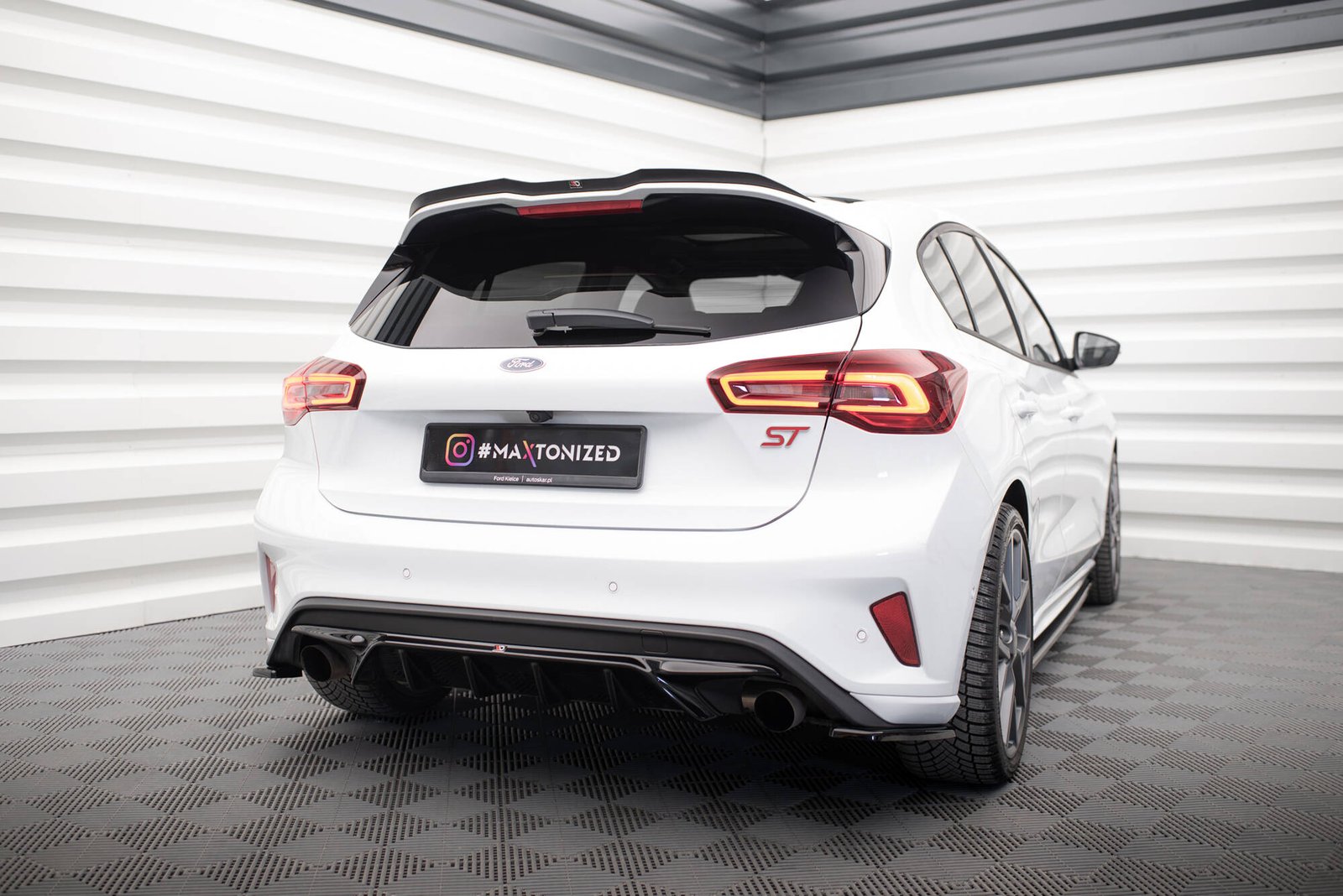 Extensión de Alerón Ford Focus Hatchback ST Mk4 - Imagen 3