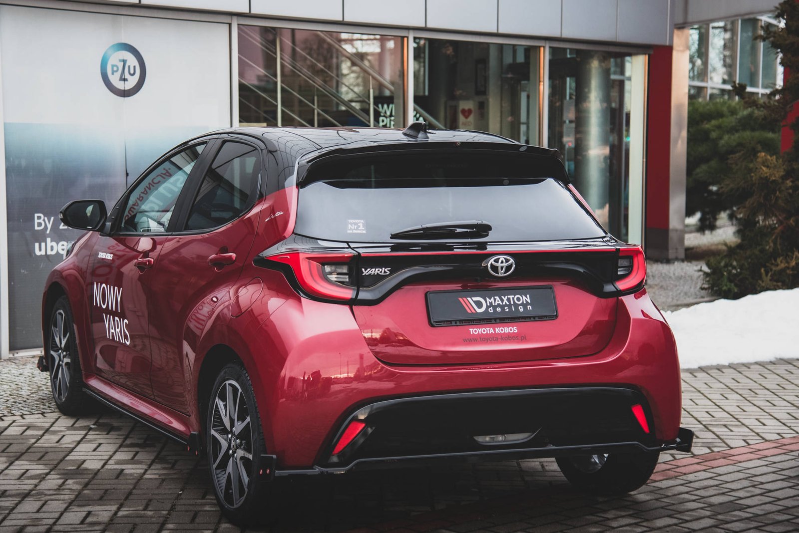 Extensión de Alerón Toyota Yaris Mk4 - Imagen 3