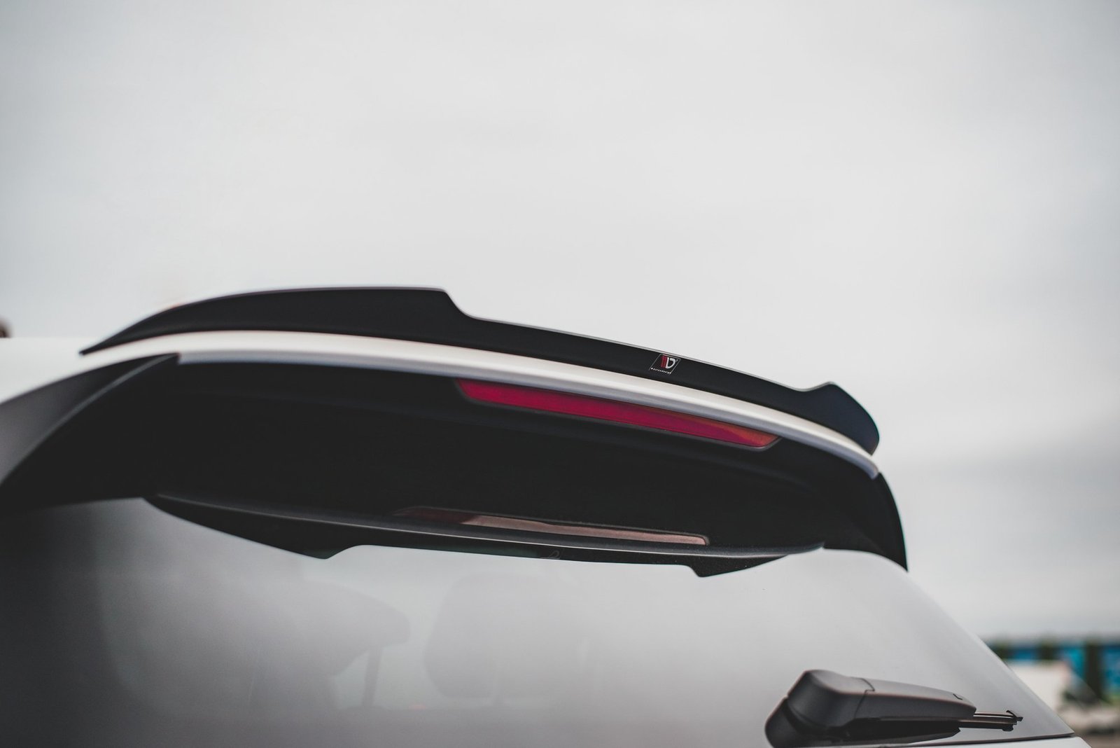 Extensión de Alerón Volkswagen Golf GTI / GTE / GTD / R-Line / R Mk8 - Imagen 4