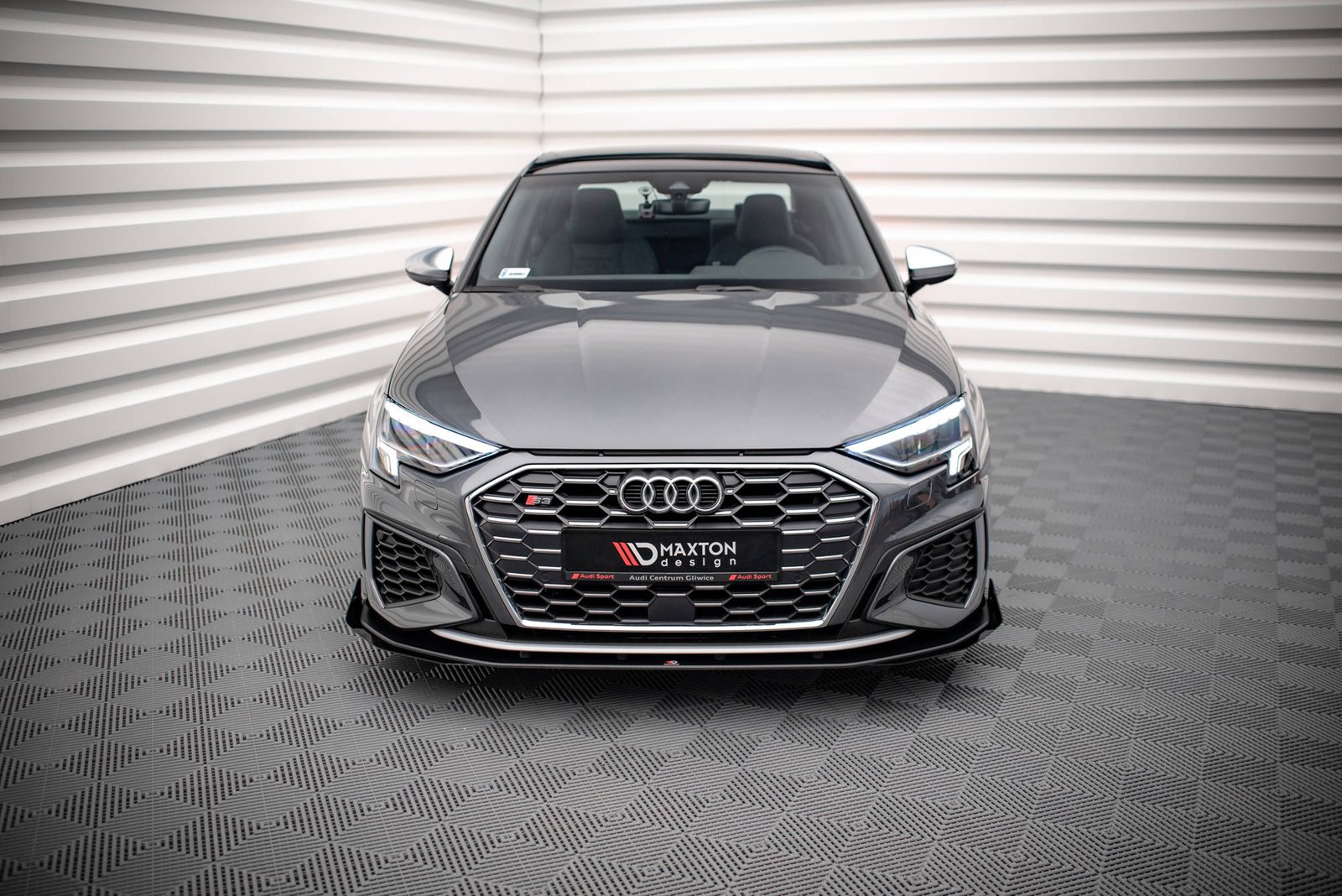 Street Pro Splitter Delantero + Flaps Aerodinámicos Audi S3 / A3 S-Line 8Y