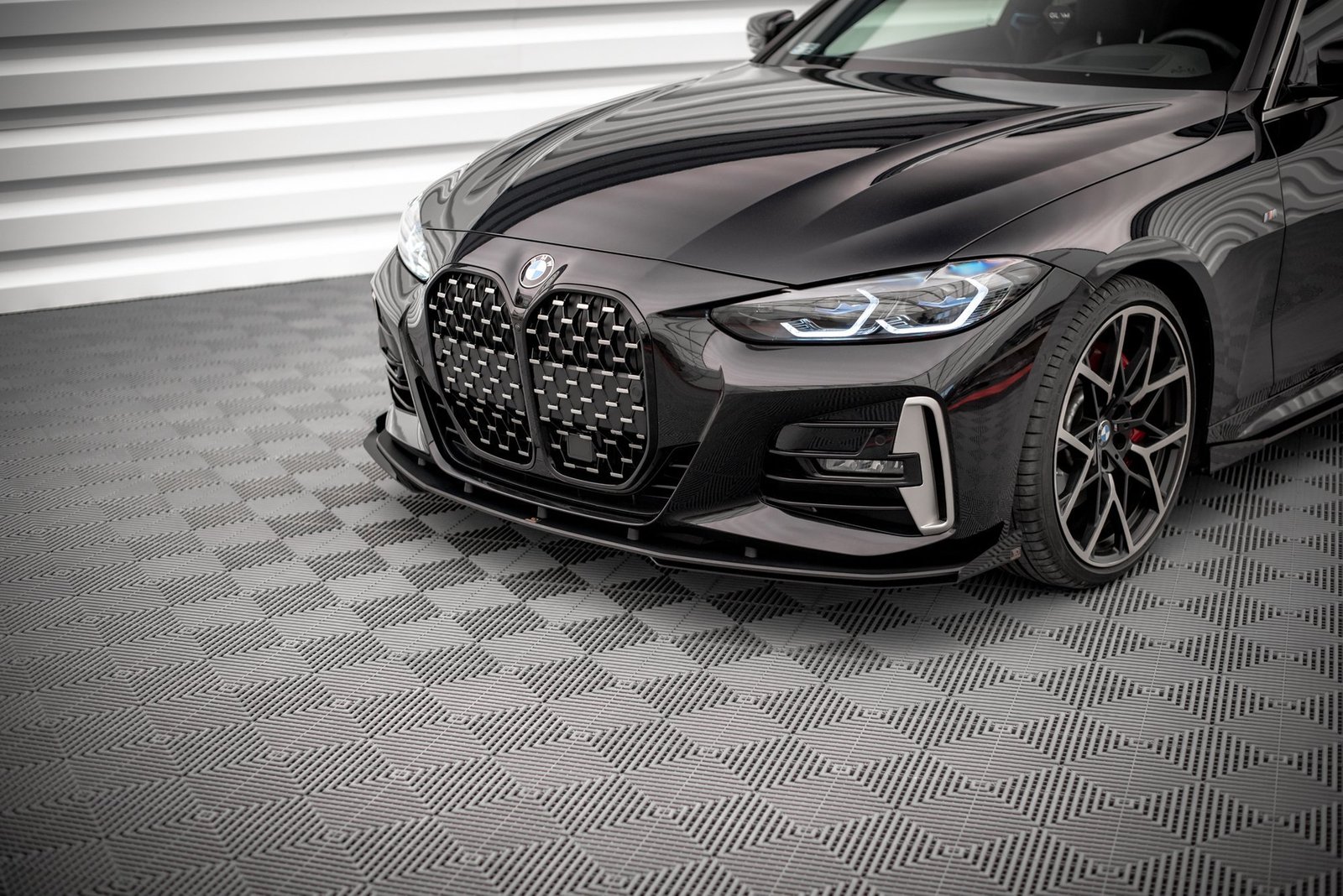 Street Pro Splitter Delantero + Flaps Aerodinámicos BMW 4 M-Pack / M440i G22 / G23 / G22 Facelift / G23 Facelift - Imagen 3