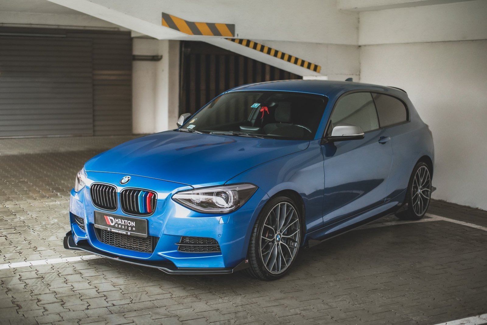 Street Pro Splitter Delantero + Flaps Aerodinámicos BMW M135i F20 - Imagen 3