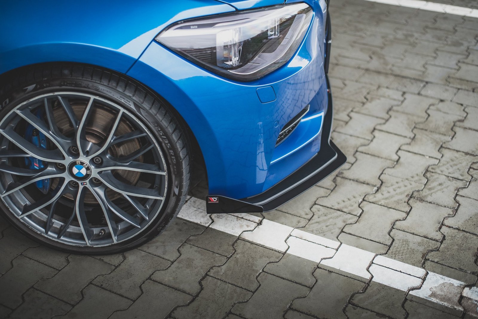 Street Pro Splitter Delantero + Flaps Aerodinámicos BMW M135i F20 - Imagen 4