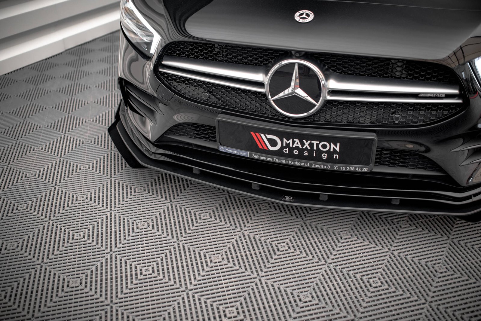 Street Pro Splitter Delantero + Flaps Aerodinámicos Mercedes A35 AMG / AMG-Line Aero Pack W177 - Imagen 3