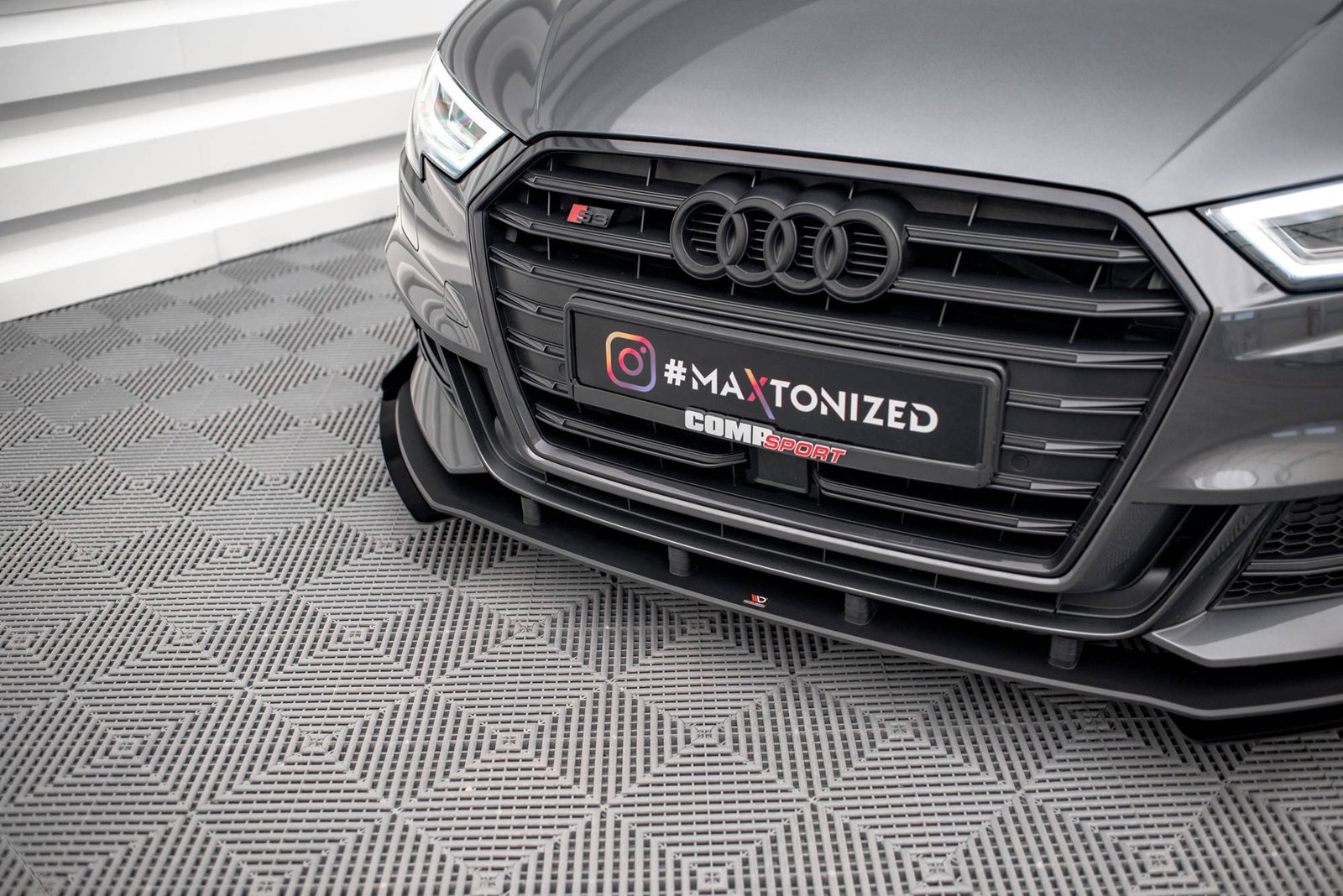 Street Pro Splitter Delantero + Flaps Aerodinámicos Audi S3 / A3 S-Line Sportback 8V Facelift - Imagen 3