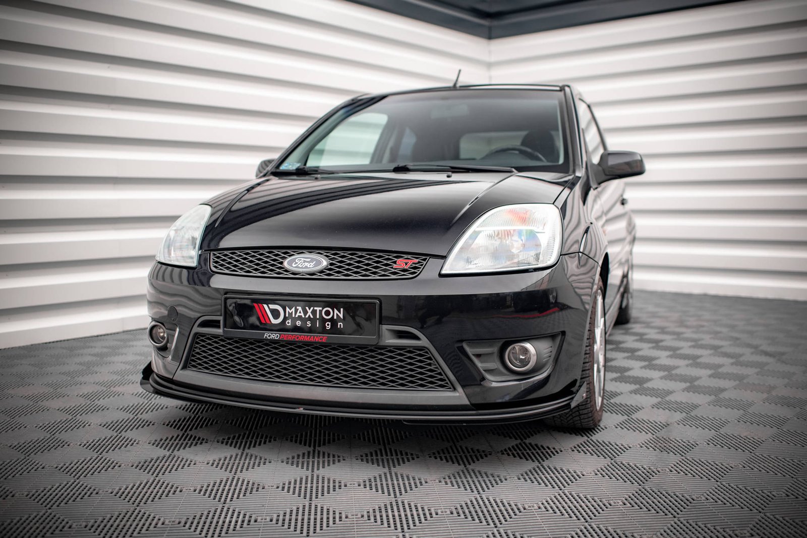 Street Pro Splitter Delantero + Flaps Aerodinámicos Ford Fiesta ST Mk6