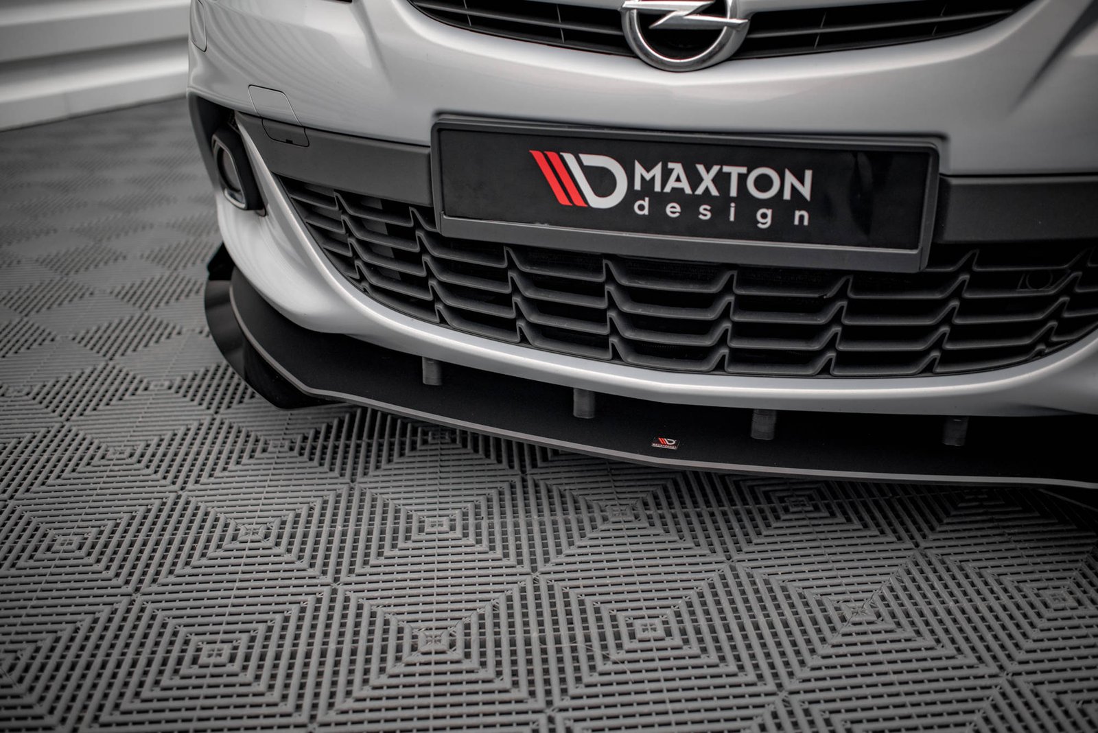 Street Pro Splitter Delantero + Flaps Aerodinámicos Opel Astra GTC OPC-Line J - Imagen 2