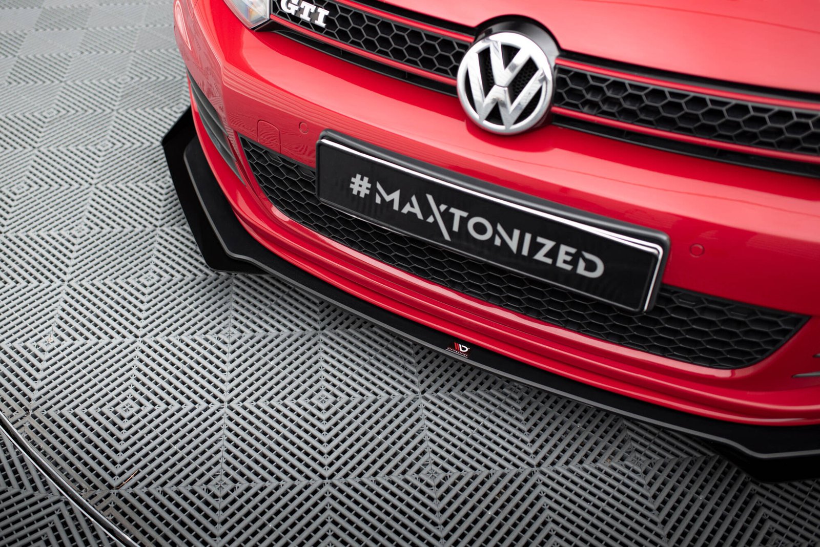 Street Pro Splitter Delantero + Flaps Aerodinámicos Volkswagen Golf GTI Mk6 - Imagen 3