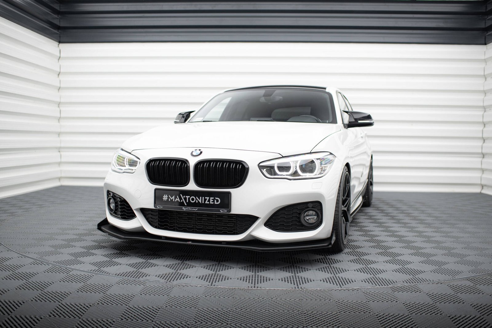 Street Pro Splitter Delantero + Flaps Aerodinámicos for BMW 1 F20 M-Pack Facelift / M140i