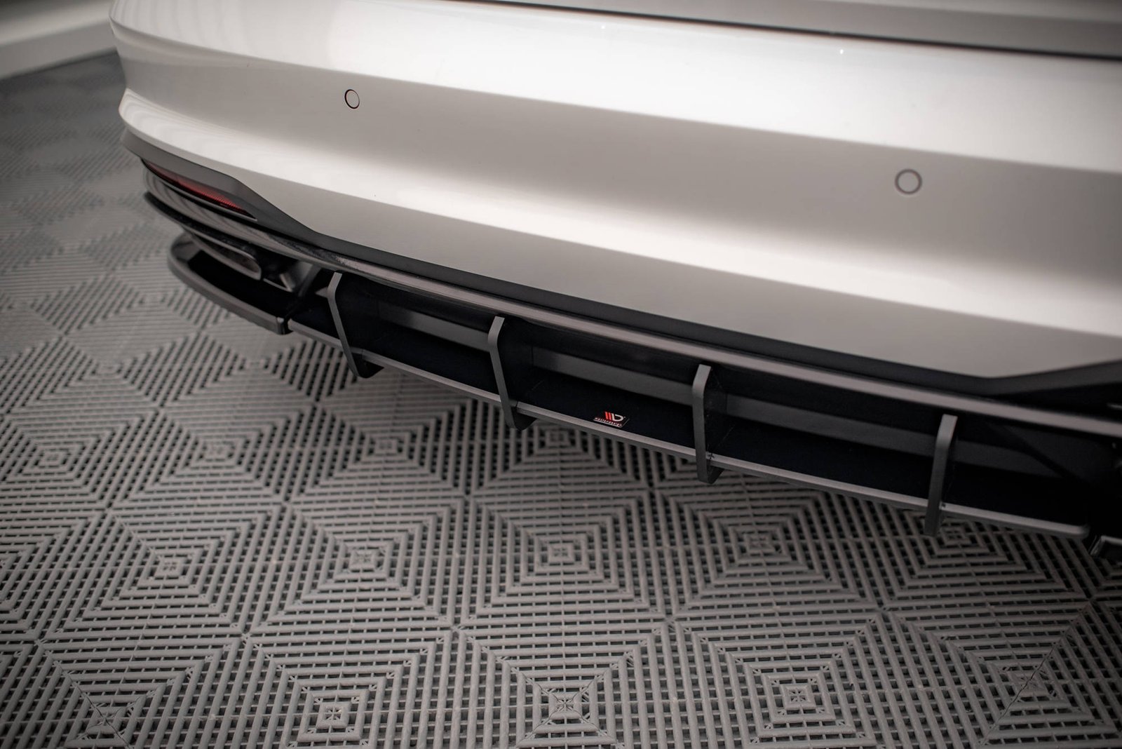 Street Pro Rear Diffuser Audi A4 B9 Facelift - Imagen 3