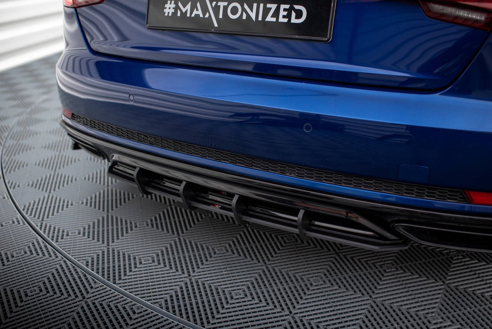 Street Pro Rear Diffuser Audi A4 Competition B9 - Imagen 2