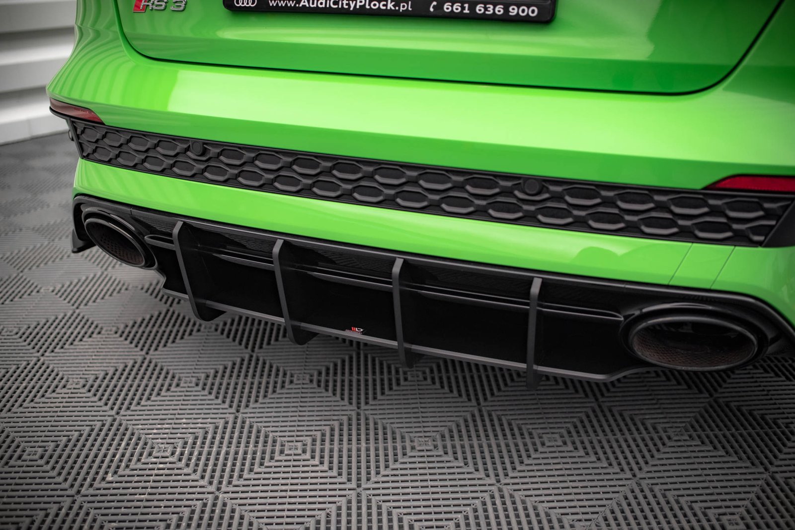Street Pro Rear Diffuser Audi RS3 Sedan 8Y - Imagen 2
