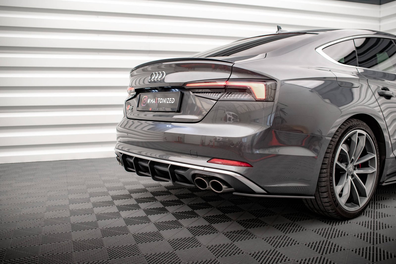 Street Pro Rear Diffuser Audi S5 Coupe / Sportback F5 - Imagen 4