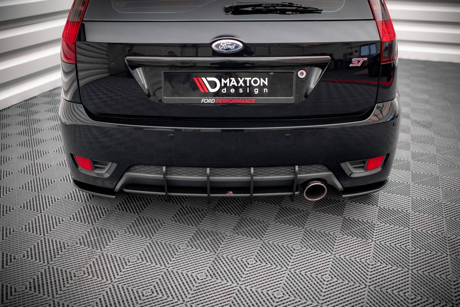 Street Pro Rear Diffuser Ford Fiesta ST Mk6 - Imagen 4