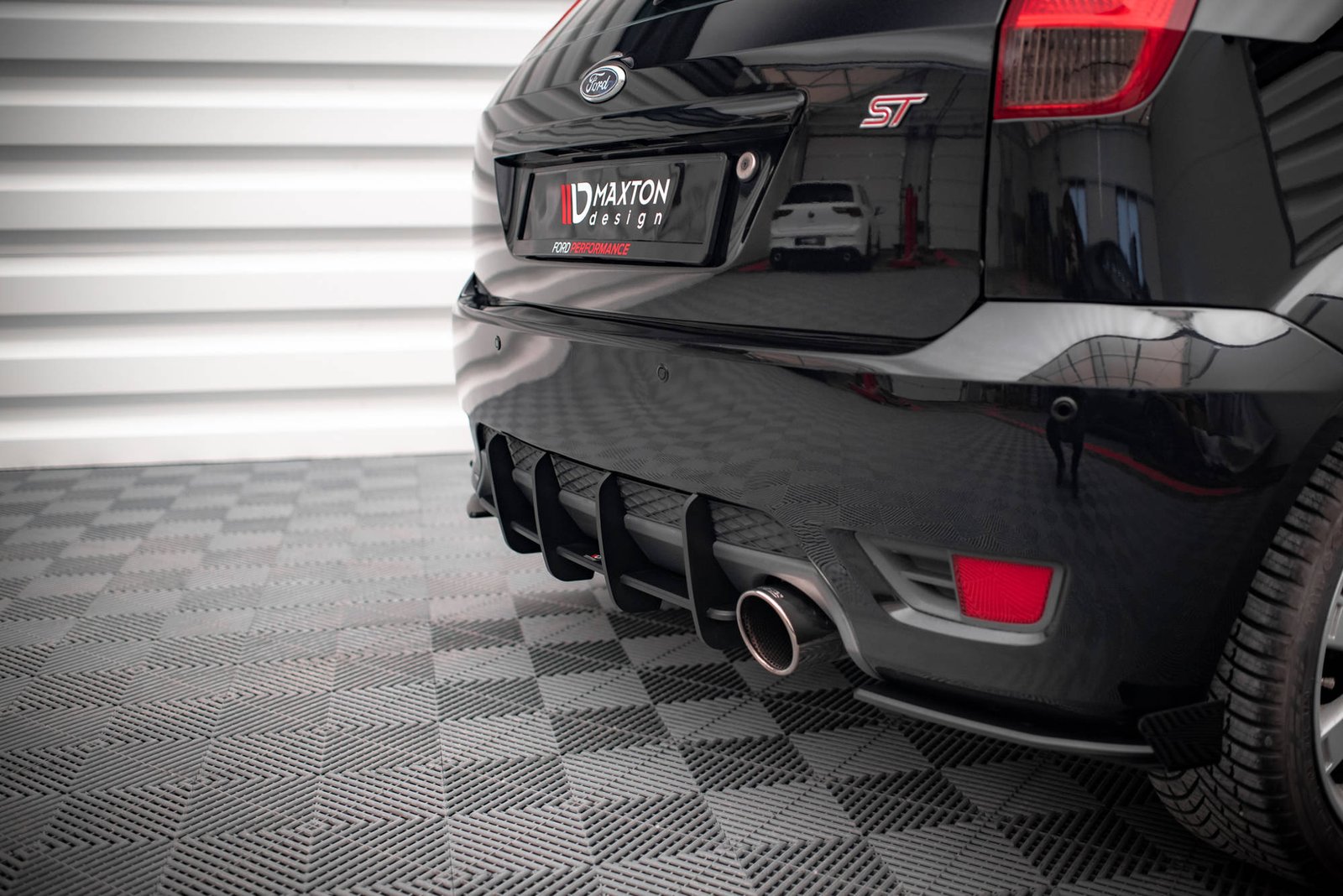 Street Pro Rear Diffuser Ford Fiesta ST Mk6 - Imagen 3
