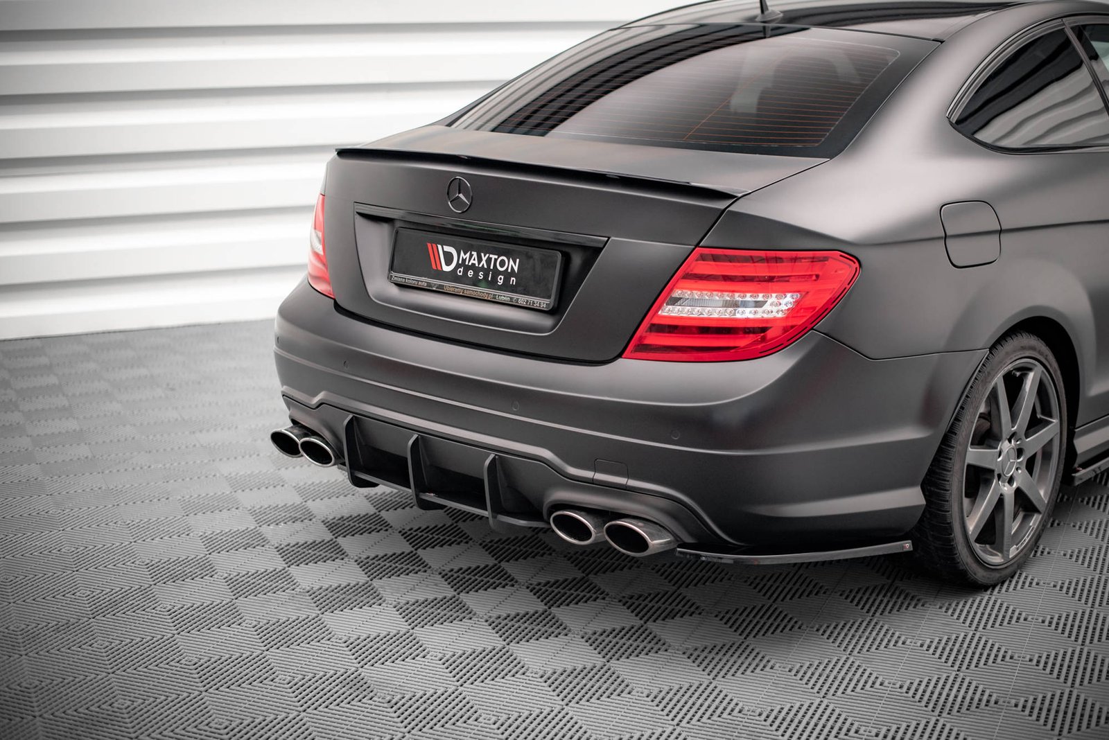 Street Pro Rear Diffuser Mercedes-Benz C Coupe AMG-Line C204 - Imagen 2