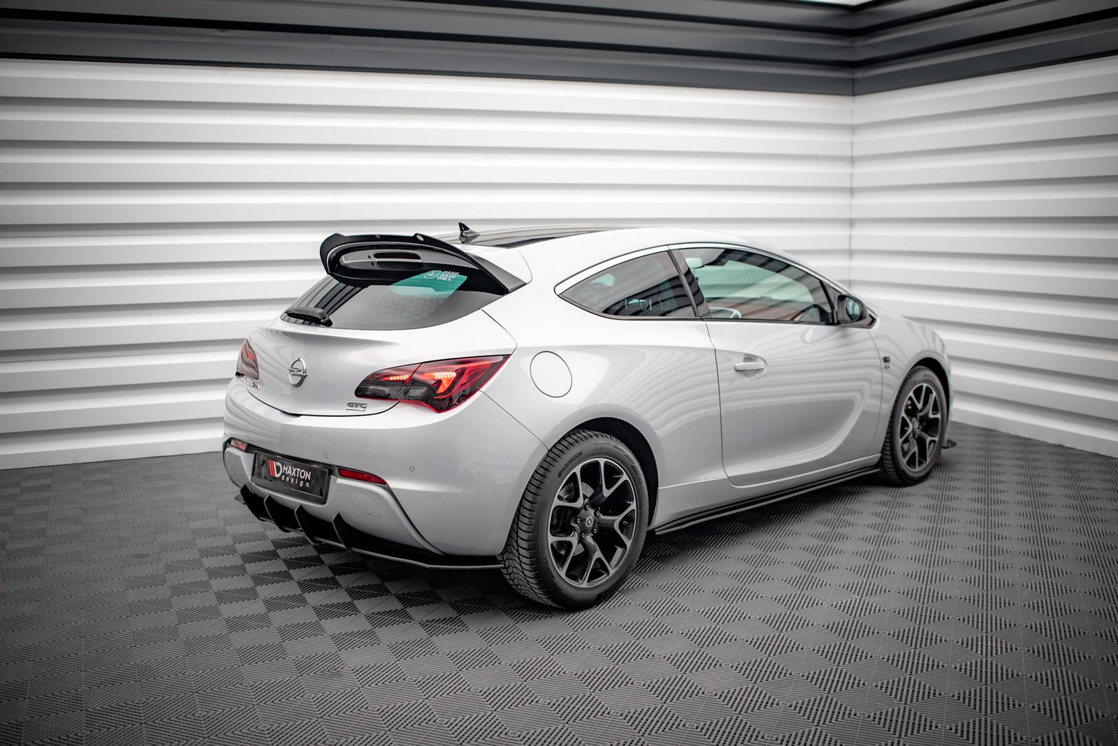 Street Pro Rear Diffuser Opel Astra GTC OPC-Line J - Imagen 4