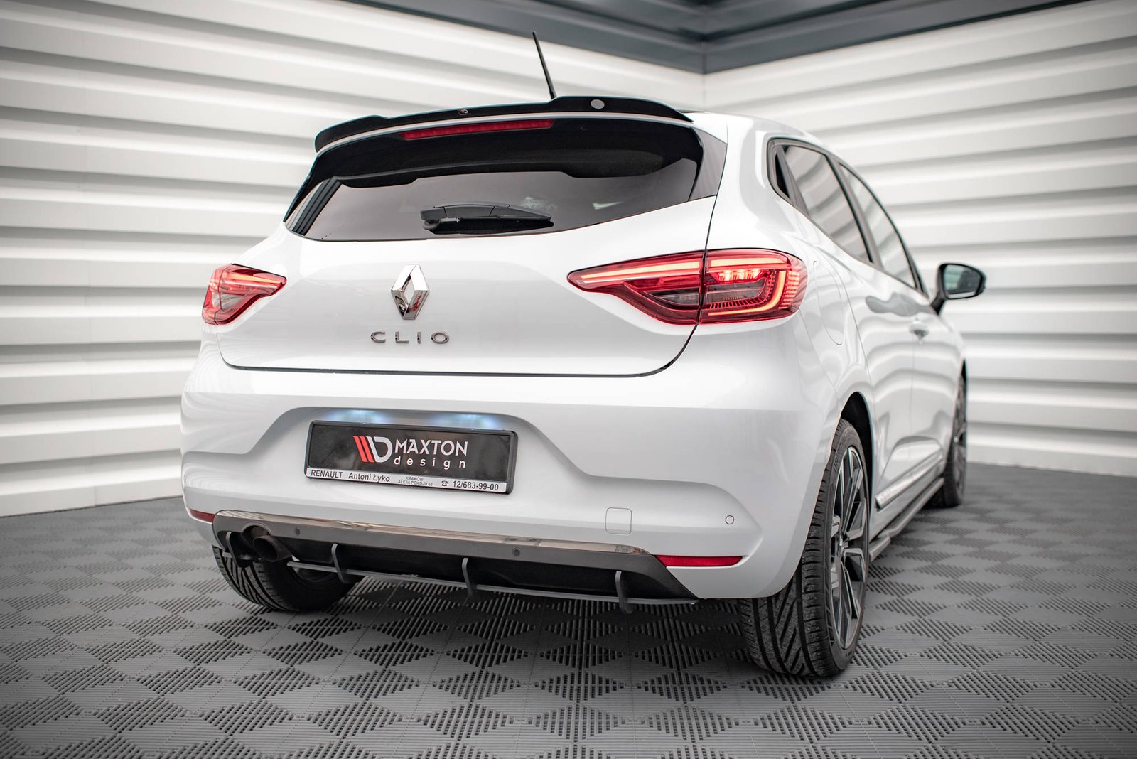 Street Pro Rear Diffuser Renault Clio Mk5 - Imagen 2