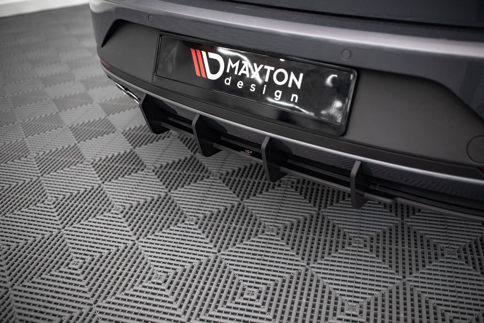 Street Pro Rear Diffuser Seat Leon FR Sportstourer Mk3 - Imagen 3