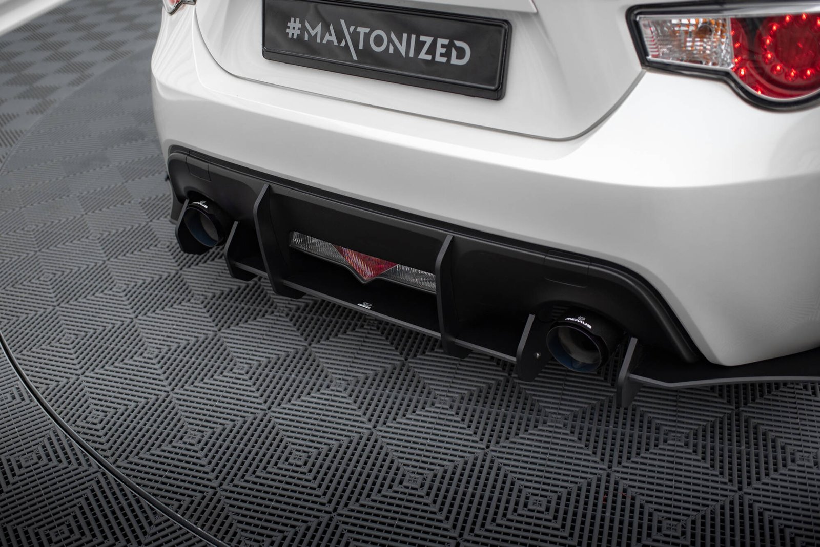 Street Pro Rear Diffuser Subaru BRZ Mk1 / Mk1 Facelift - Imagen 2