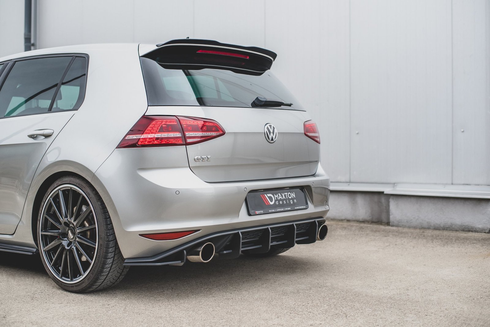 Street Pro Rear Diffuser VW Golf 7 GTI - Imagen 7