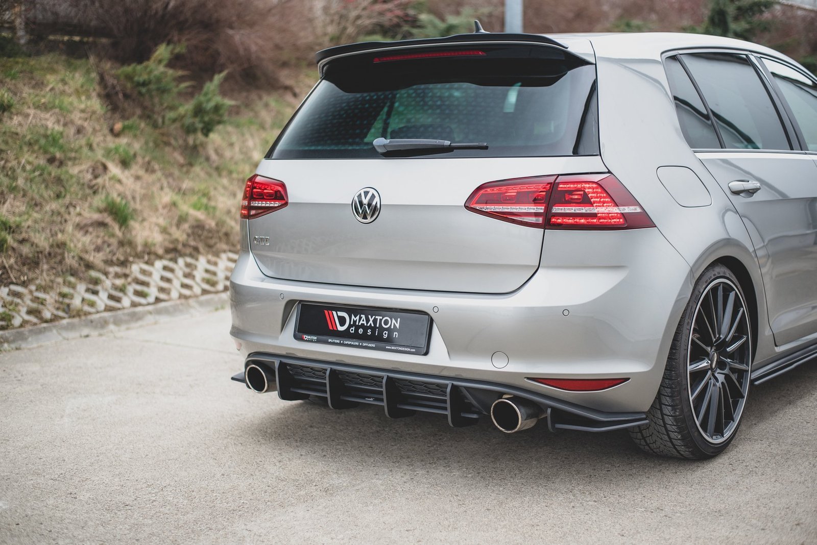 Street Pro Rear Diffuser VW Golf 7 GTI - Imagen 2
